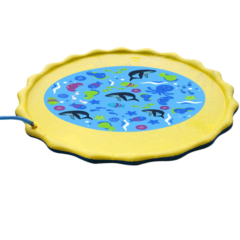 Children’s lawn water spray game mat