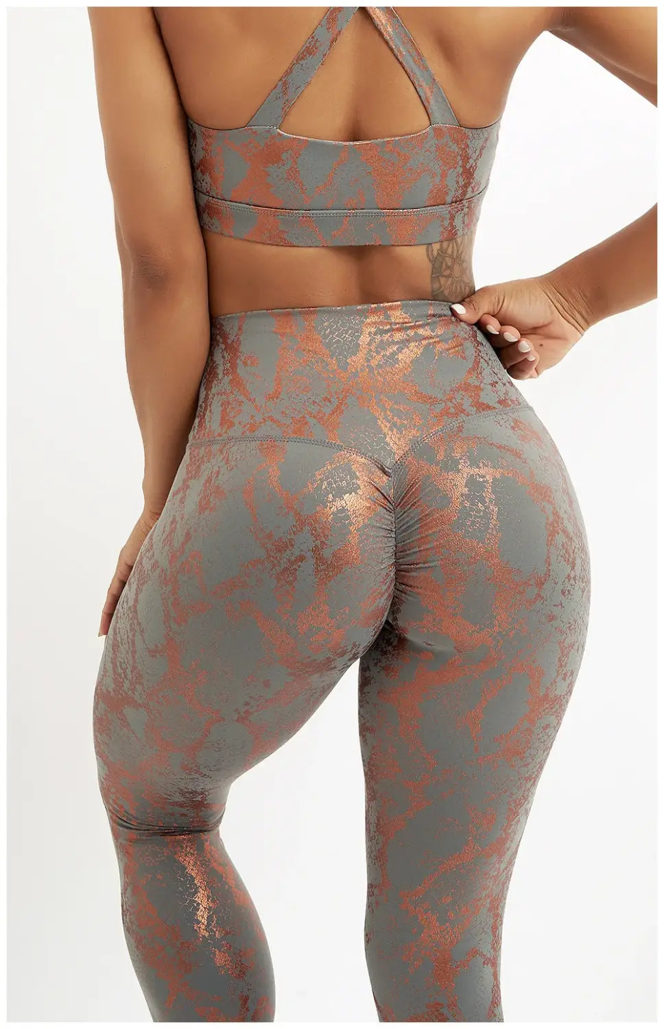 Snake printed yoga pants gilded stretch buttocks sexy casual skinny pants for women high waist